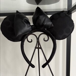 Disney Parks Halloween Black Bow Mouse Ears Headband